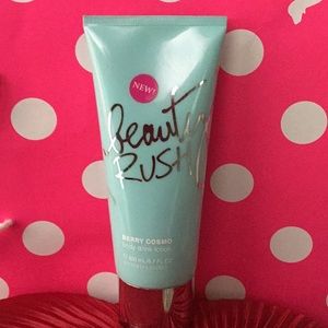 HTF Victoria’s secret beauty rush Berry Cosmo 6.7